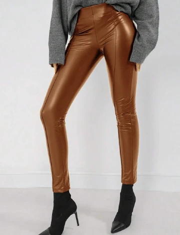 Pantaloni Three-S, maro