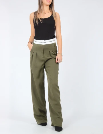 Pantaloni SHEIN, kaki Verde