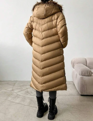 Geaca SHEIN, maro