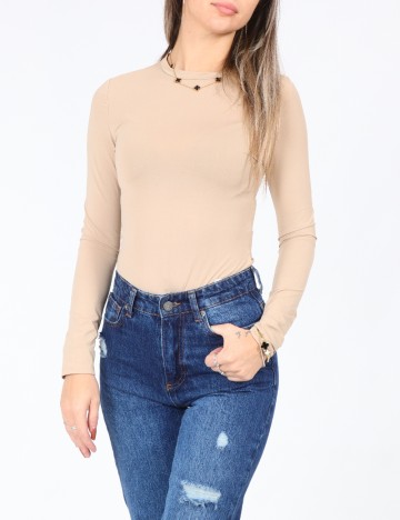
						Body SHEIN, crem