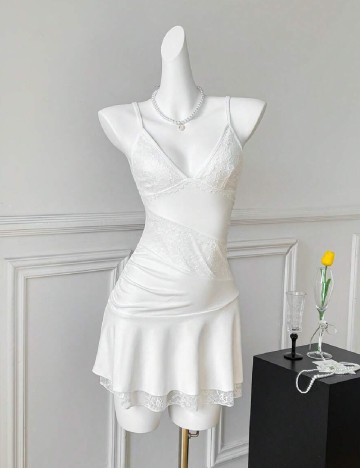 
						Rochie scurta SHEIN, alb