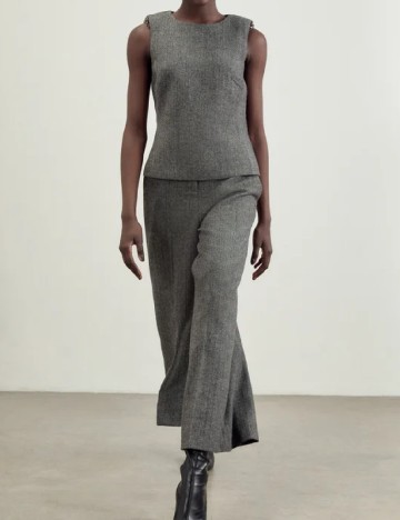 
						Top Karen Millen, gri