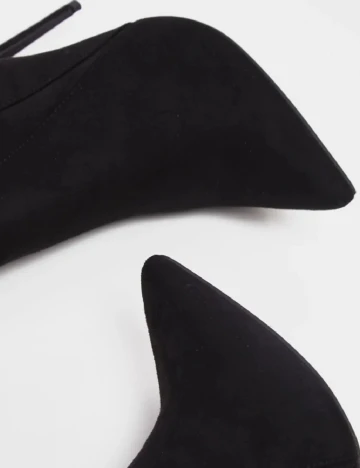 Cizme PrettyLittleThing, negru Negru
