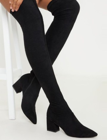 
						Cizme PrettyLittleThing, negru