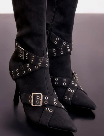 Cizme PrettyLittleThing, negru Negru