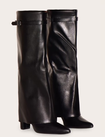
						Cizme PrettyLittleThing, negru