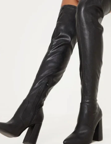 Cizme PrettyLittleThing, negru Negru