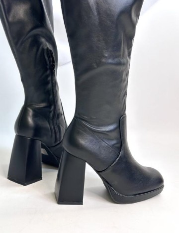 Cizme PrettyLittleThing, negru