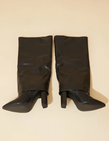 Cizme PrettyLittleThing, negru Negru