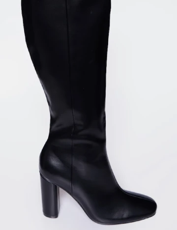 Cizme PrettyLittleThing, negru Negru