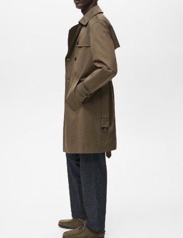 Trench Mango, kaki