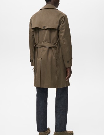 Trench Mango, kaki