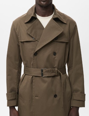 Trench Mango, kaki
