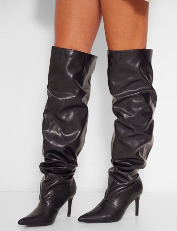 
						Cizme PrettyLittleThing, negru