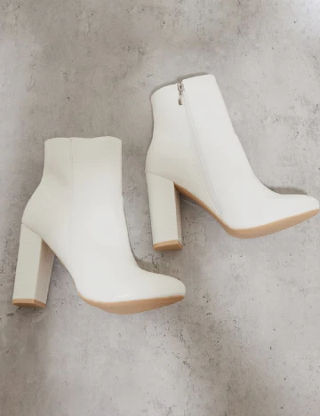 Botine PrettyLittleThing, alb Alb