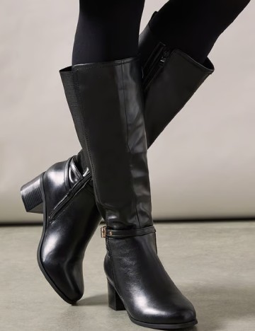 
						Cizme PrettyLittleThing, negru