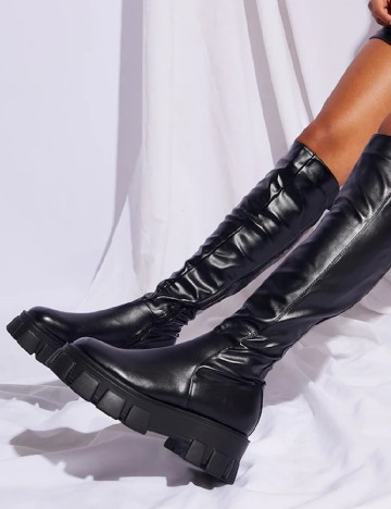 
						Cizme PrettyLittleThing, negru