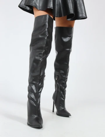 Cizme PrettyLittleThing, negru Negru