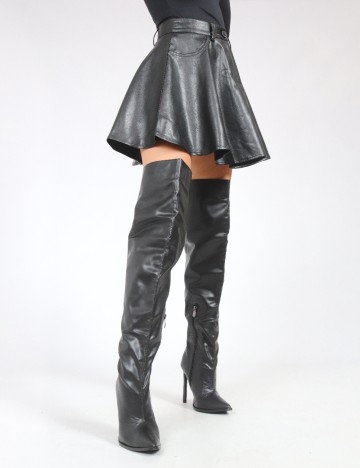 
						Cizme PrettyLittleThing, negru