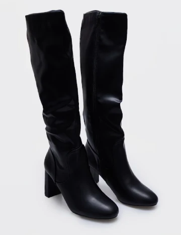 Cizme PrettyLittleThing, negru Negru