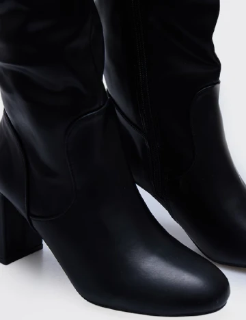 Cizme PrettyLittleThing, negru Negru