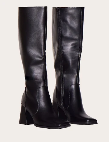 Cizme PrettyLittleThing, negru Negru