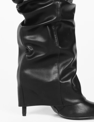 Cizme PrettyLittleThing, negru Negru