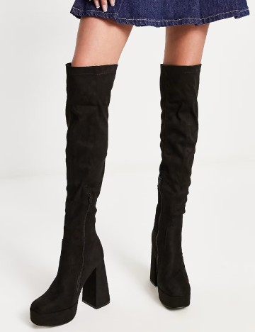 
						Cizme PrettyLittleThing, negru