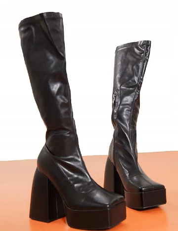 Cizme PrettyLittleThing, negru Negru