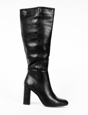 
						Cizme PrettyLittleThing, negru