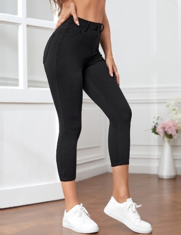 
						Blugi SHEIN, negru