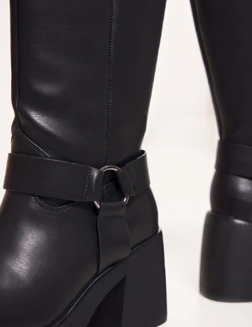 Cizme PrettyLittleThing, negru Negru