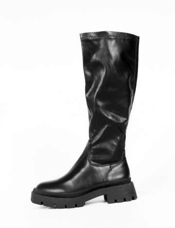 
						Cizme PrettyLittleThing, negru