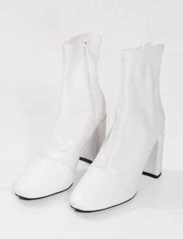 Botine PrettyLittleThing, alb Alb