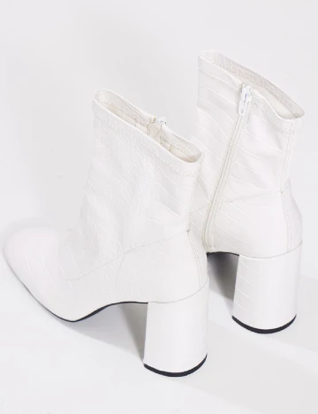 Botine PrettyLittleThing, alb Alb