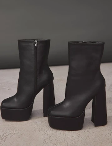Botine PrettyLittleThing, negru Negru
