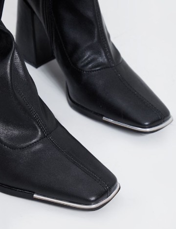 Cizme PrettyLittleThing, negru