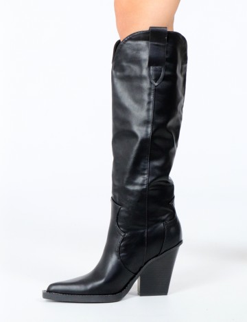 
						Cizme PrettyLittleThing, negru