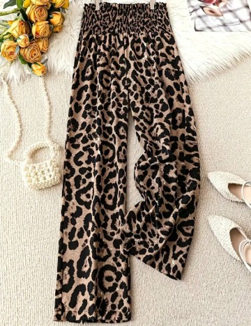 
						Pantaloni SHEIN, animal print