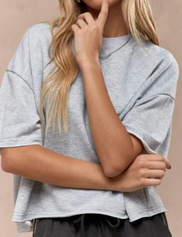 Tricou Missguided, gri Gri