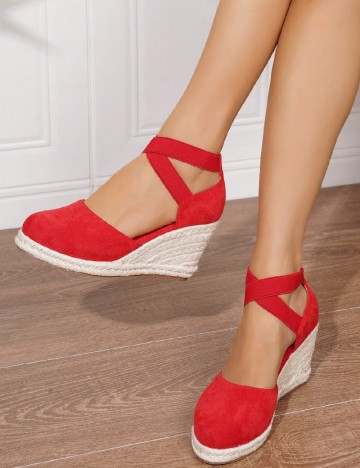 
						Espadrile SHEIN, rosu