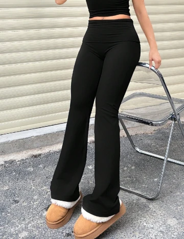 Pantaloni SHEIN, negru