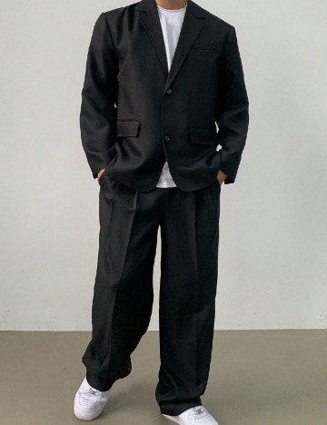 
						Costum SHEIN, negru