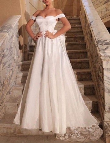 
						Rochie lunga SHEIN, alb