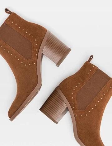 Botine Stradivarius, maro