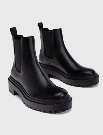 
						Ghete Stradivarius, negru
