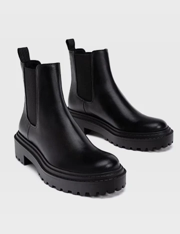 Ghete Stradivarius, negru