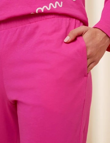 Pijama Triumph, roz