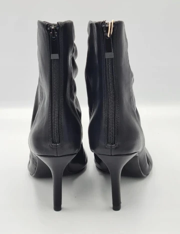 Botine Stradivarius, negru