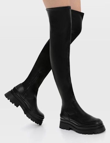 
						Cizme Stradivarius, negru